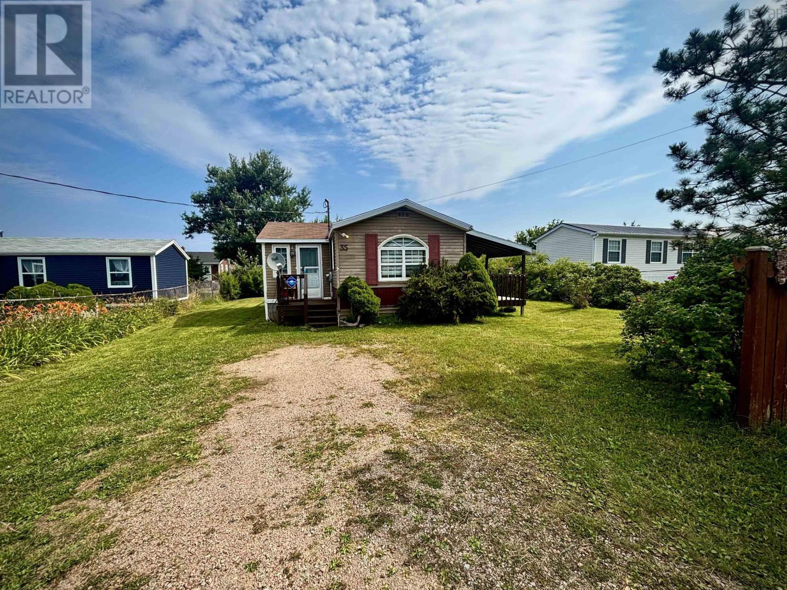 35 Allan J Memorial Avenue Property Photo 8