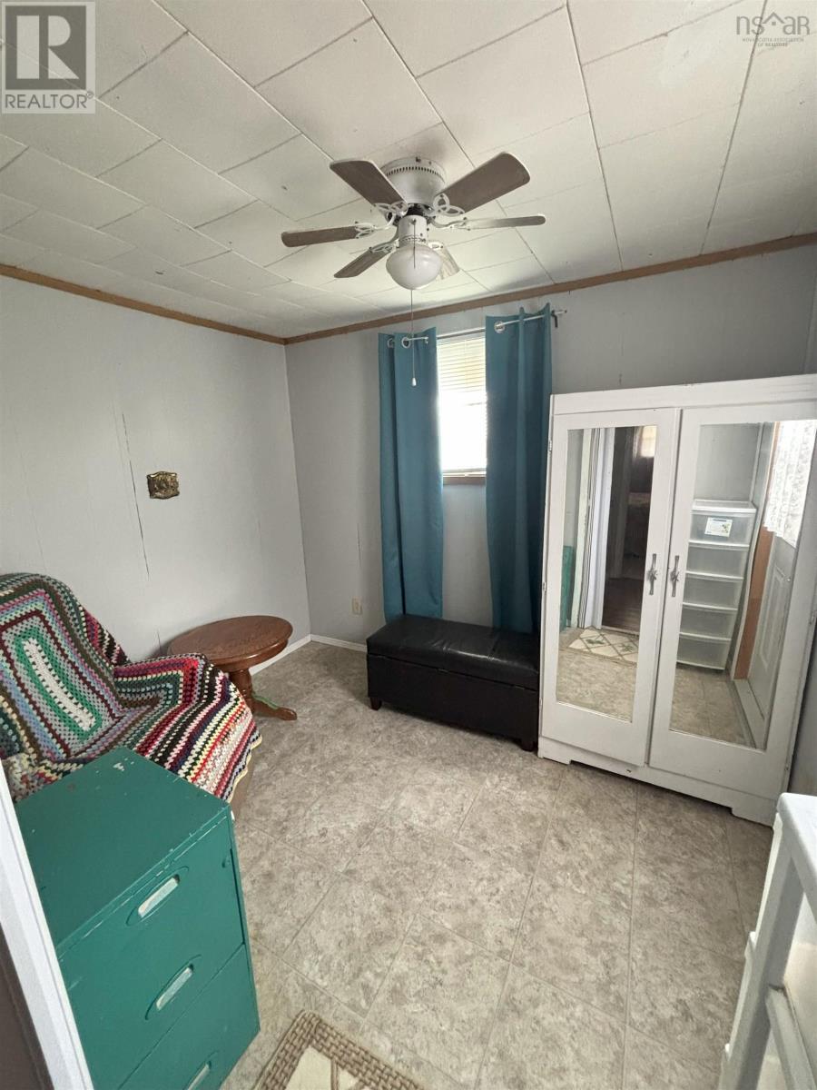 35 Allan J Memorial Avenue Property Photo 22