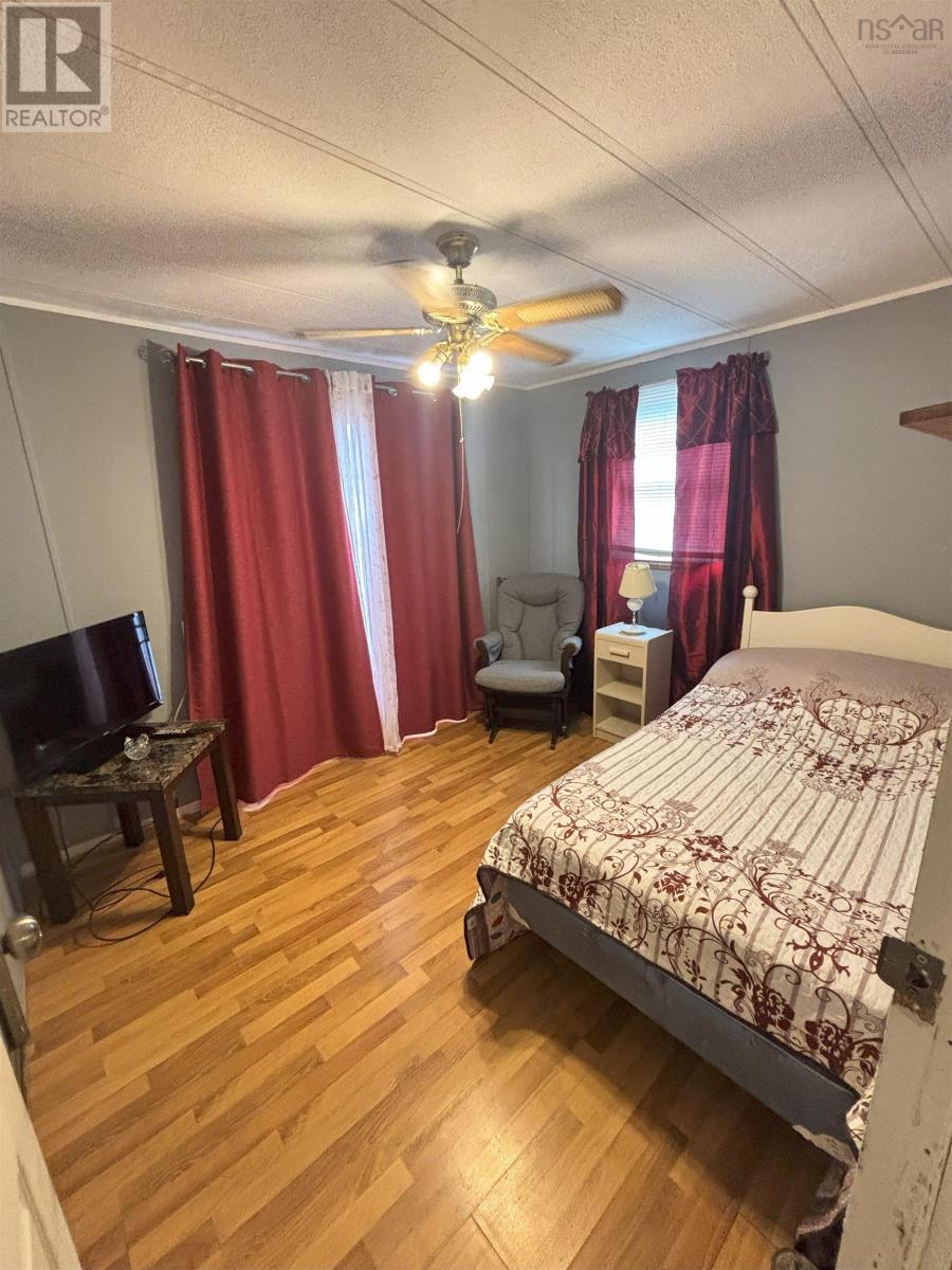 35 Allan J Memorial Avenue Property Photo 27