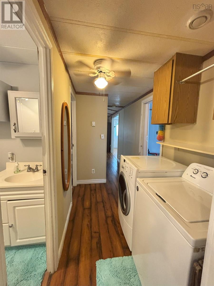 35 Allan J Memorial Avenue Property Photo 29