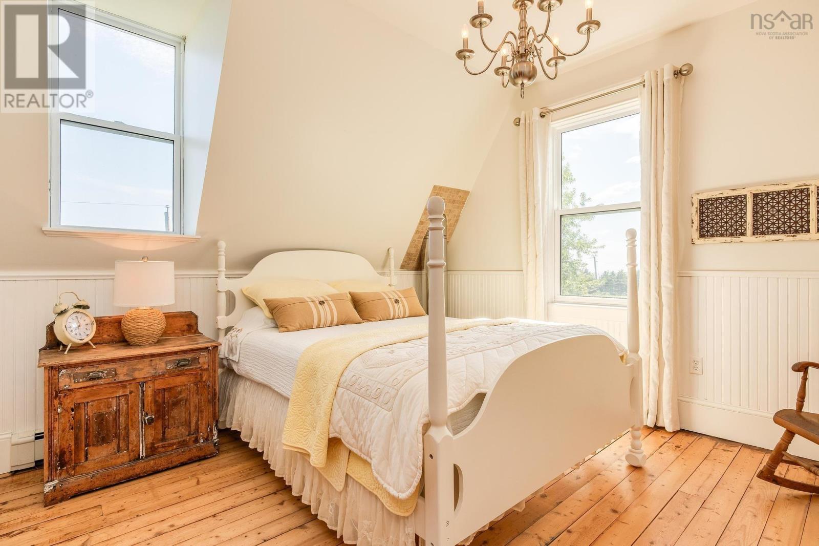 2629 Crowell Road Property Photo 37