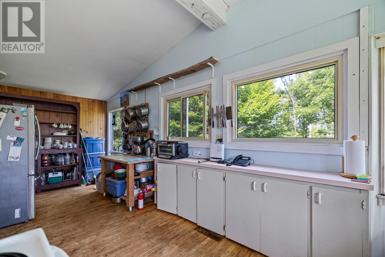 351 Queens Point Road Property Photo 20