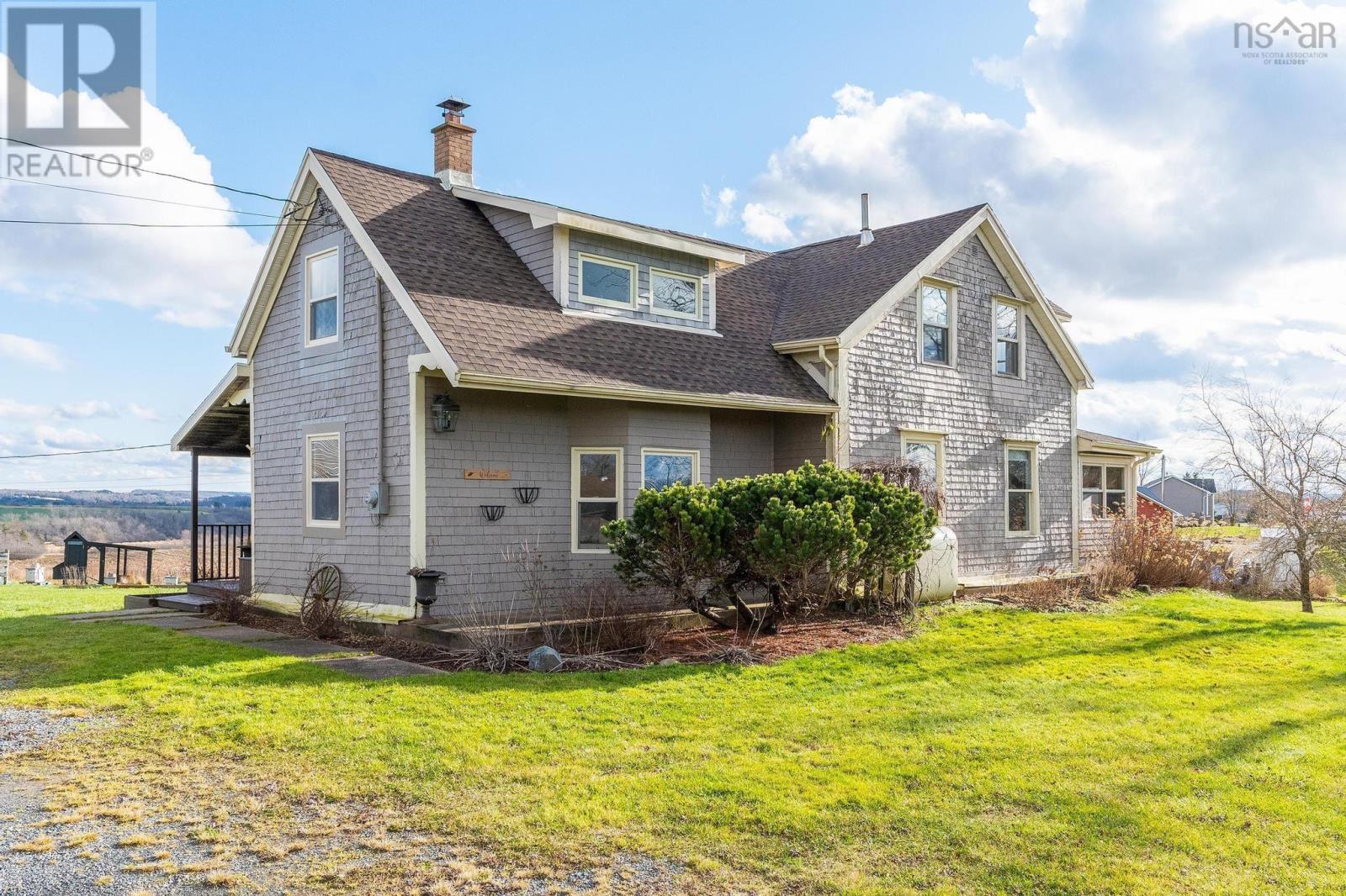 12 Hunter Road Property Photo 1