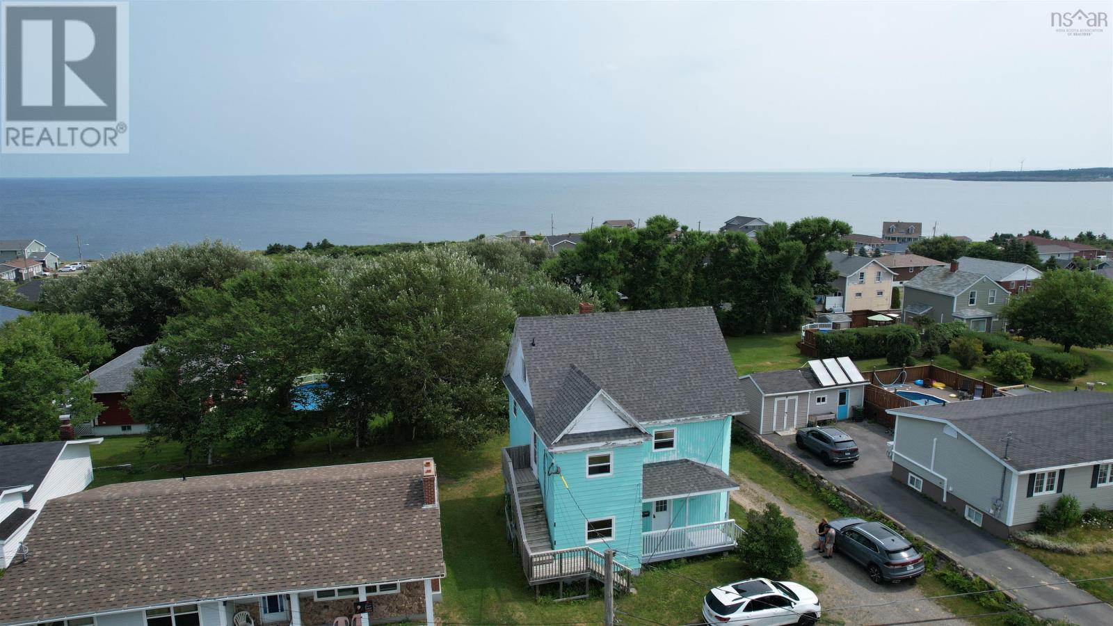 209 South Street Property Photo 31