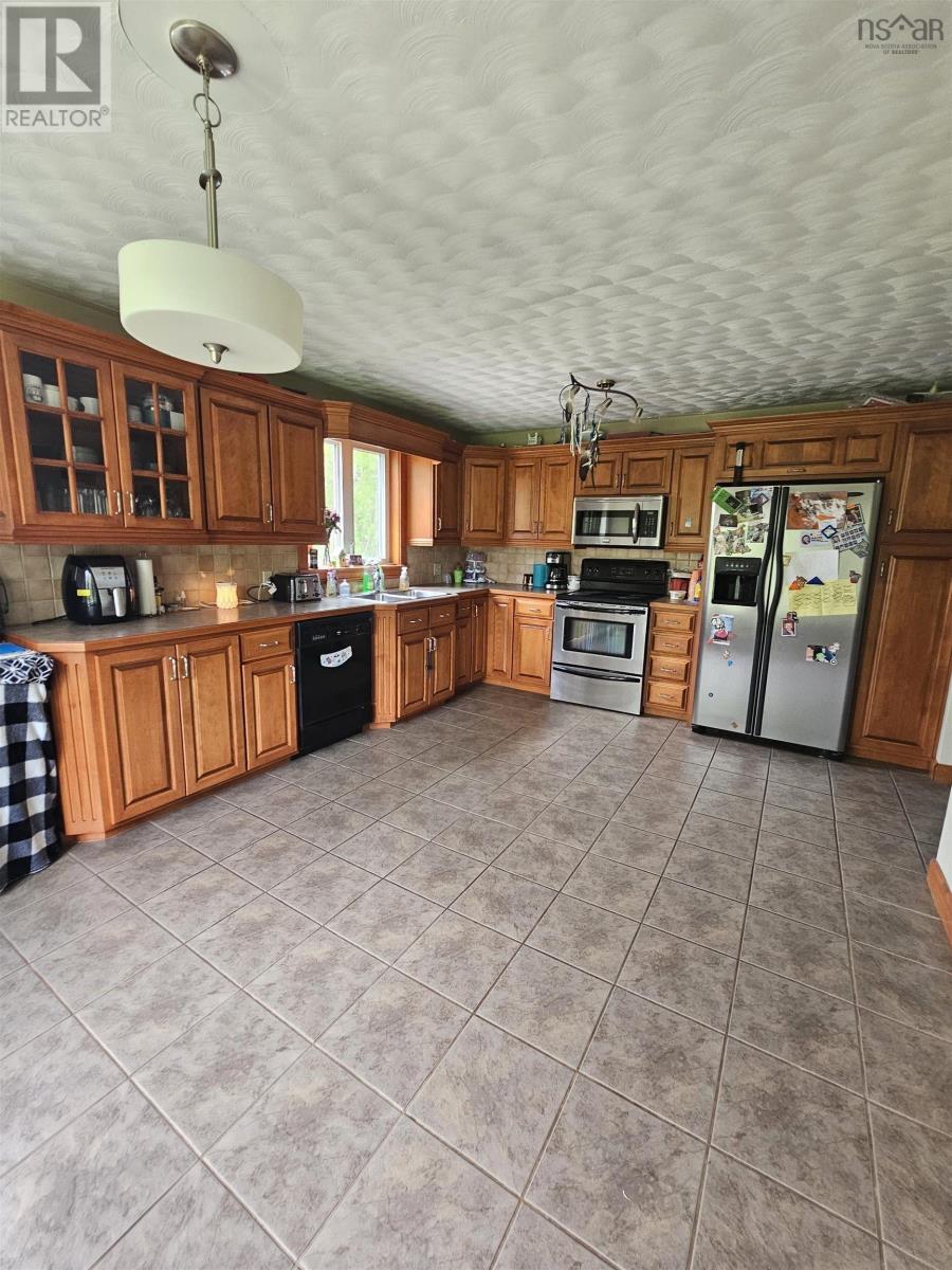 8865 8869 Hwy 101 Highway Property Photo 4