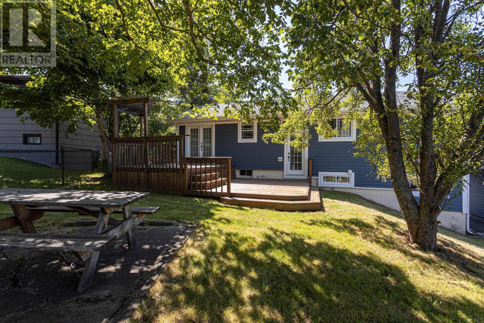 81 Flamingo Drive Property Photo 9