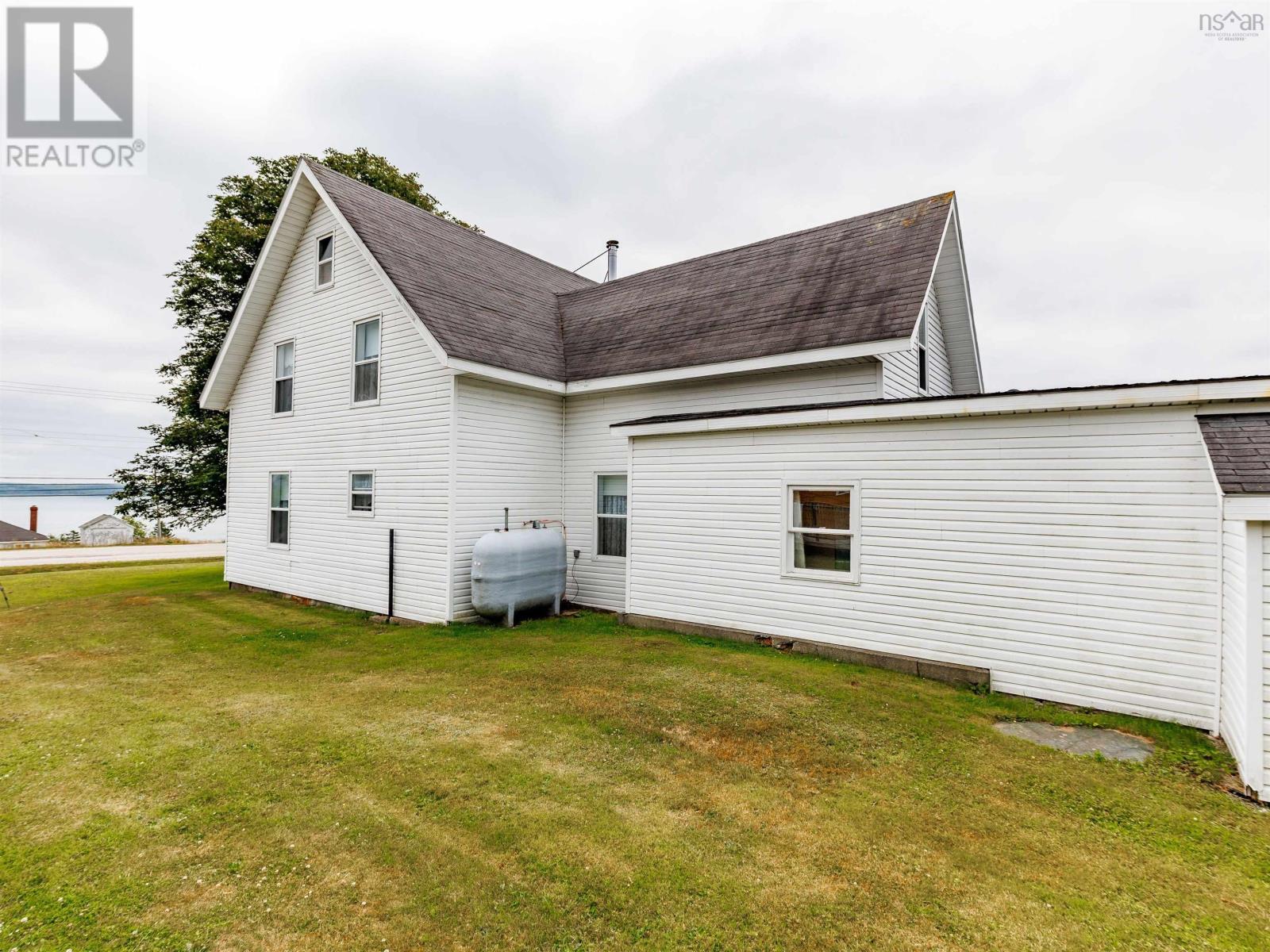 684 Highway 335 Highway Property Photo 21