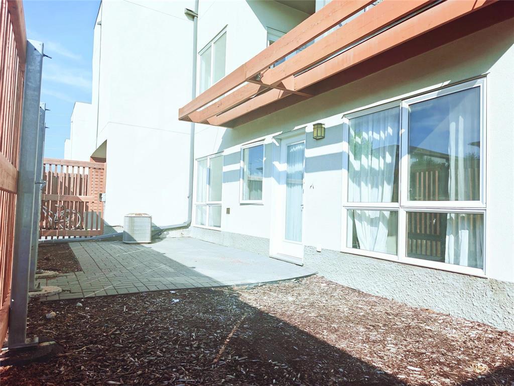 302 1355 Lee Boulevard Property Photo 1