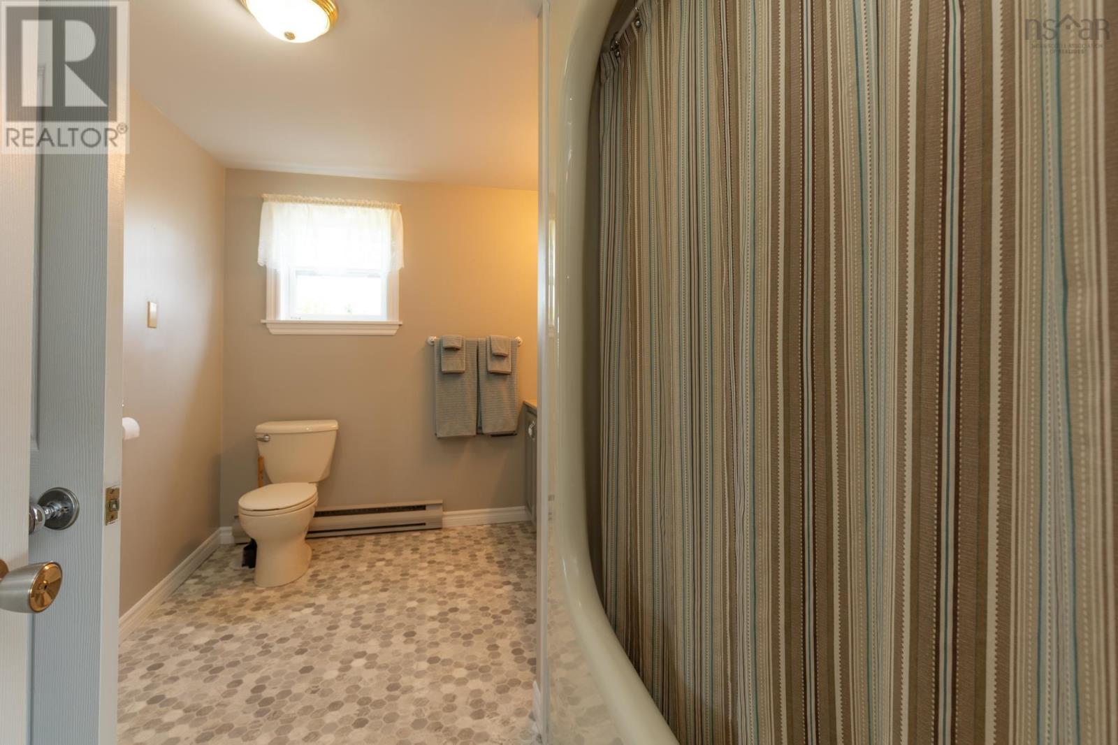 926 Highway 304 Property Photo 37