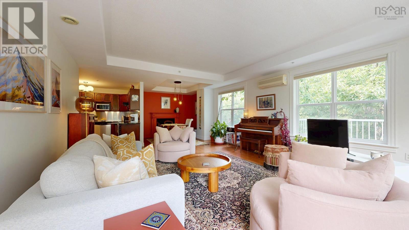 476 Main Street #308 Property Photo 1