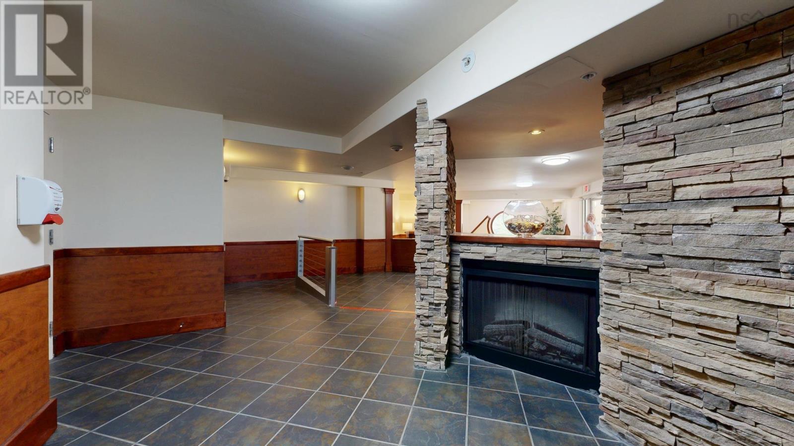 476 Main Street #308 Property Photo 5