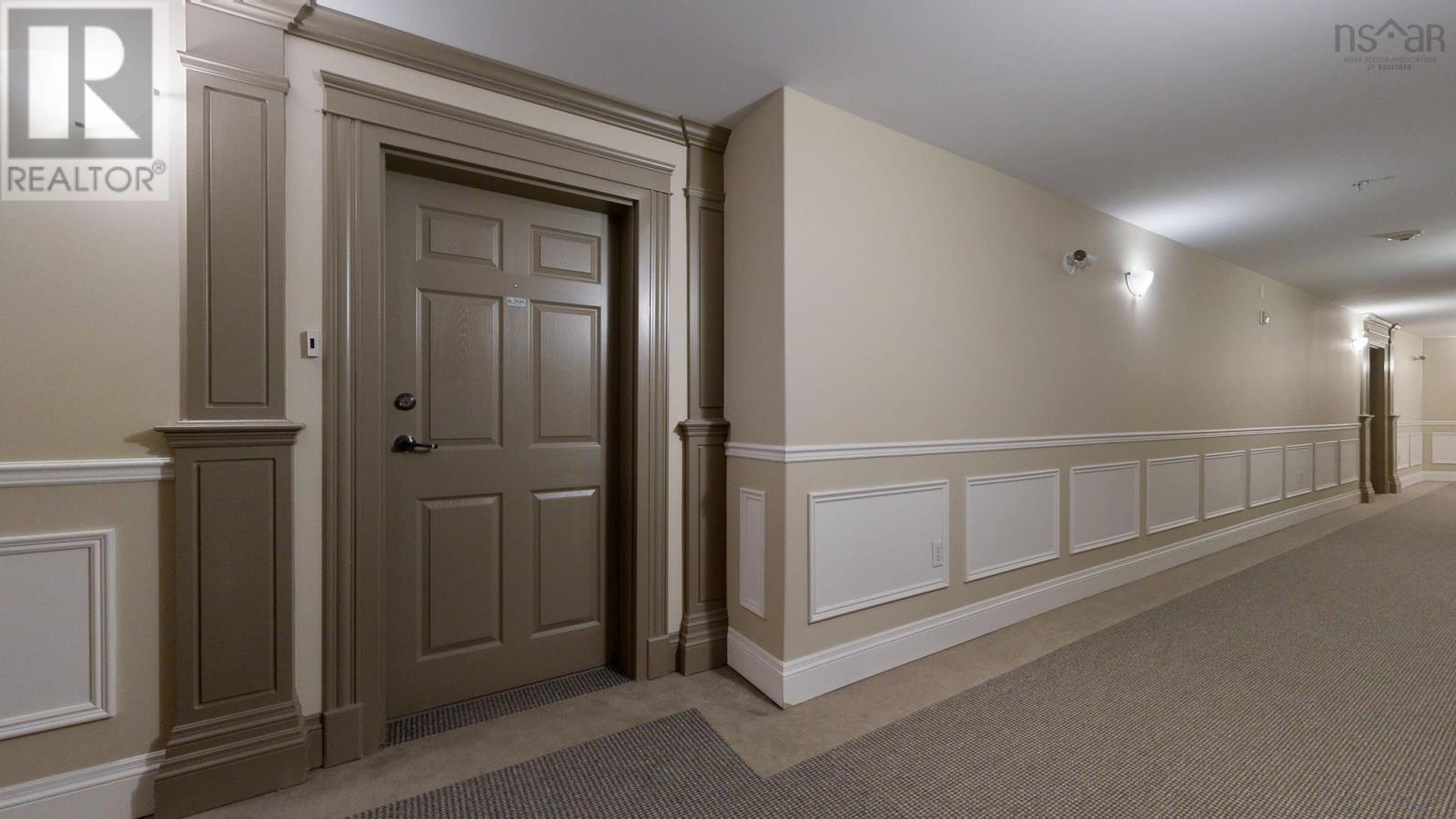 476 Main Street #308 Property Photo 6