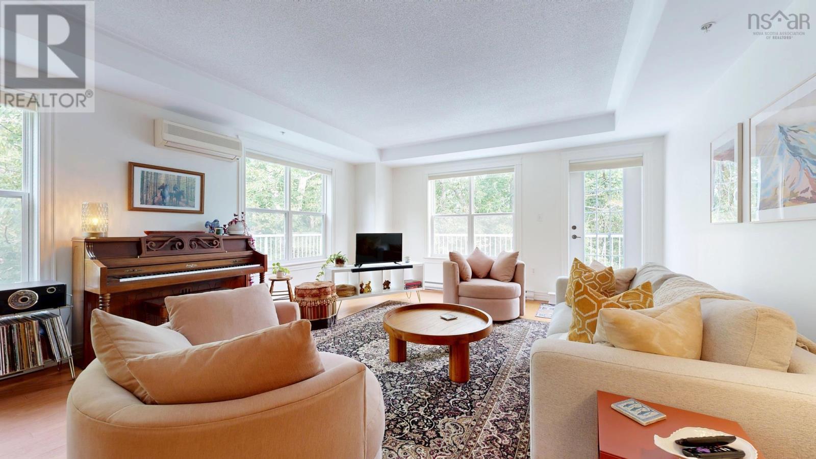 476 Main Street #308 Property Photo 20