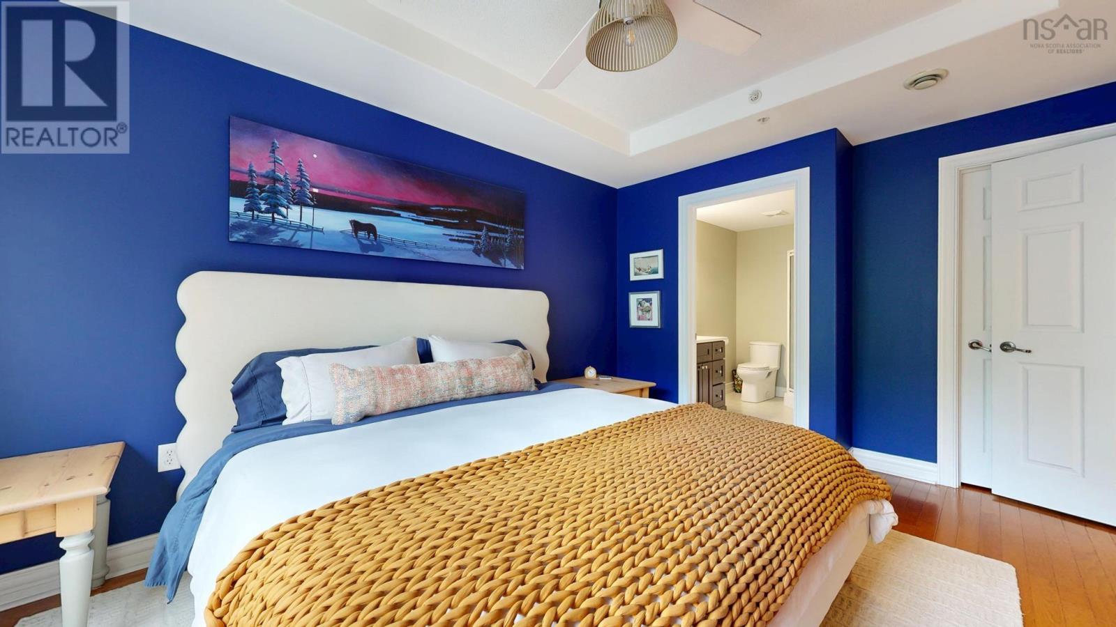 476 Main Street #308 Property Photo 26