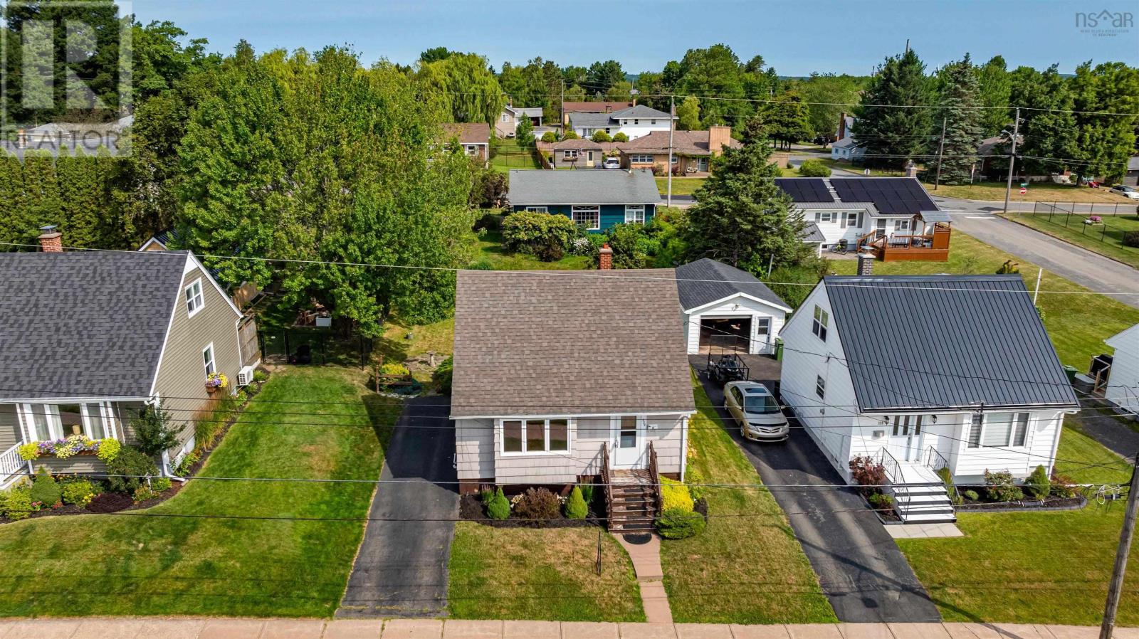 329 Victoria Avenue Property Photo 1