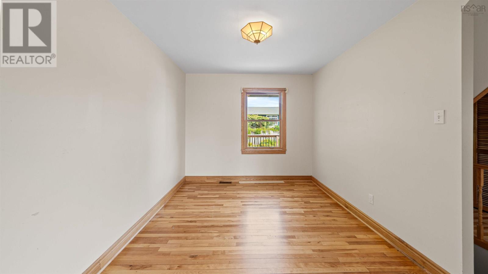 329 Victoria Avenue Property Photo 14