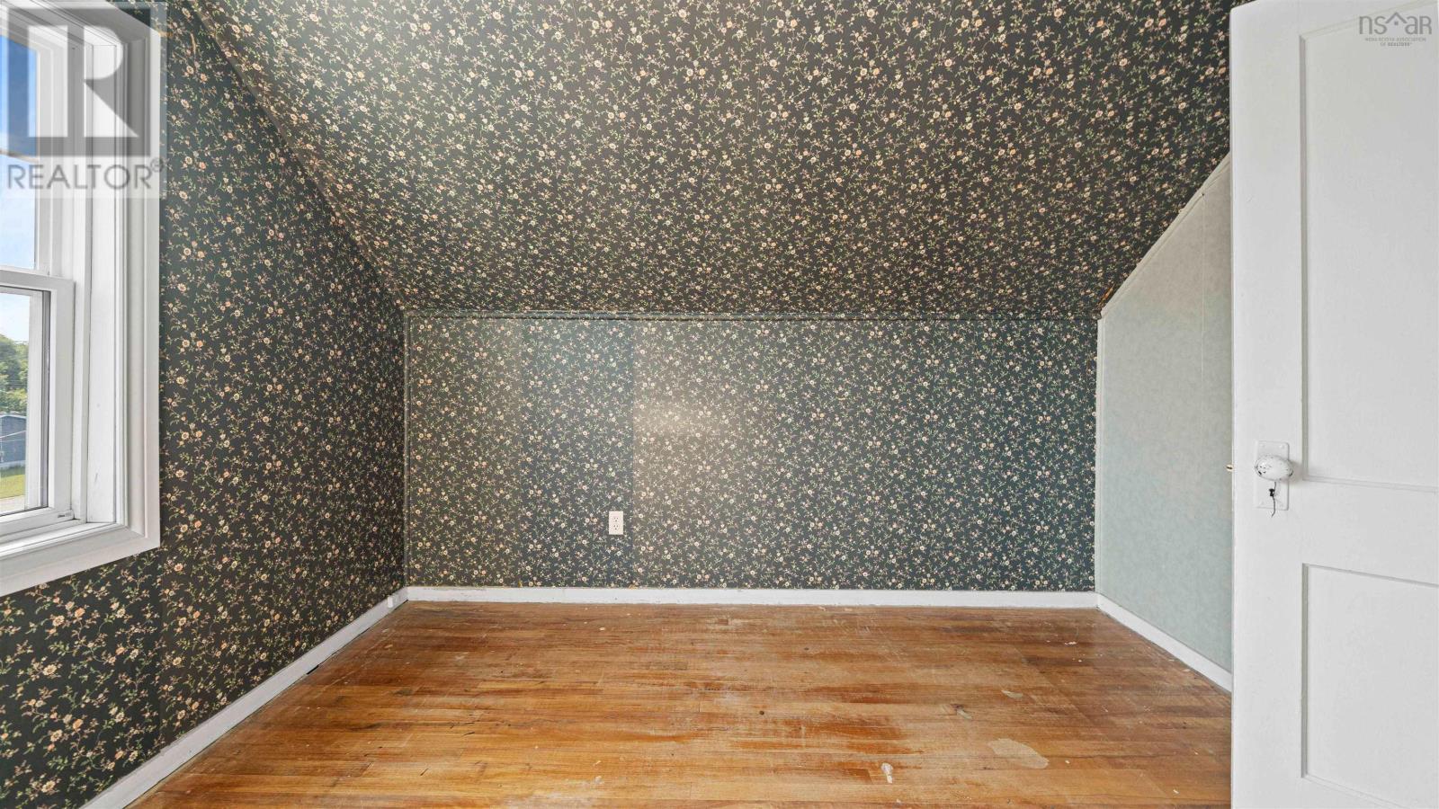 329 Victoria Avenue Property Photo 27