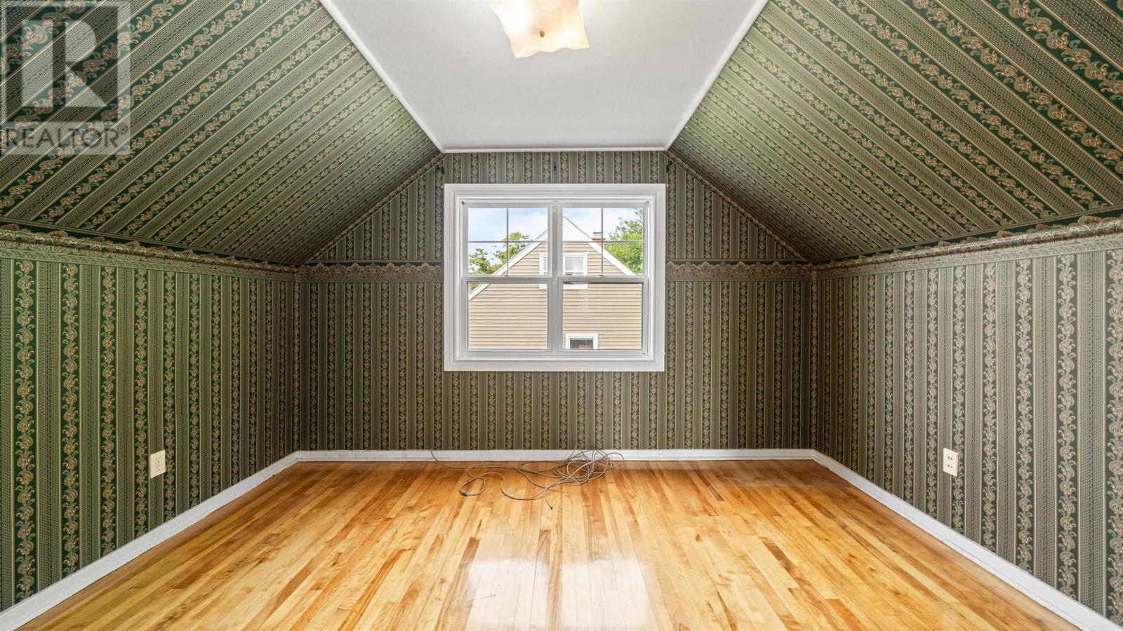 329 Victoria Avenue Property Photo 30