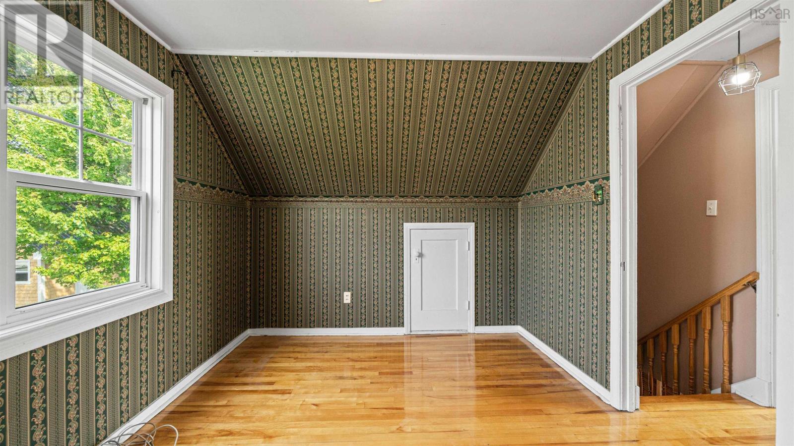 329 Victoria Avenue Property Photo 33