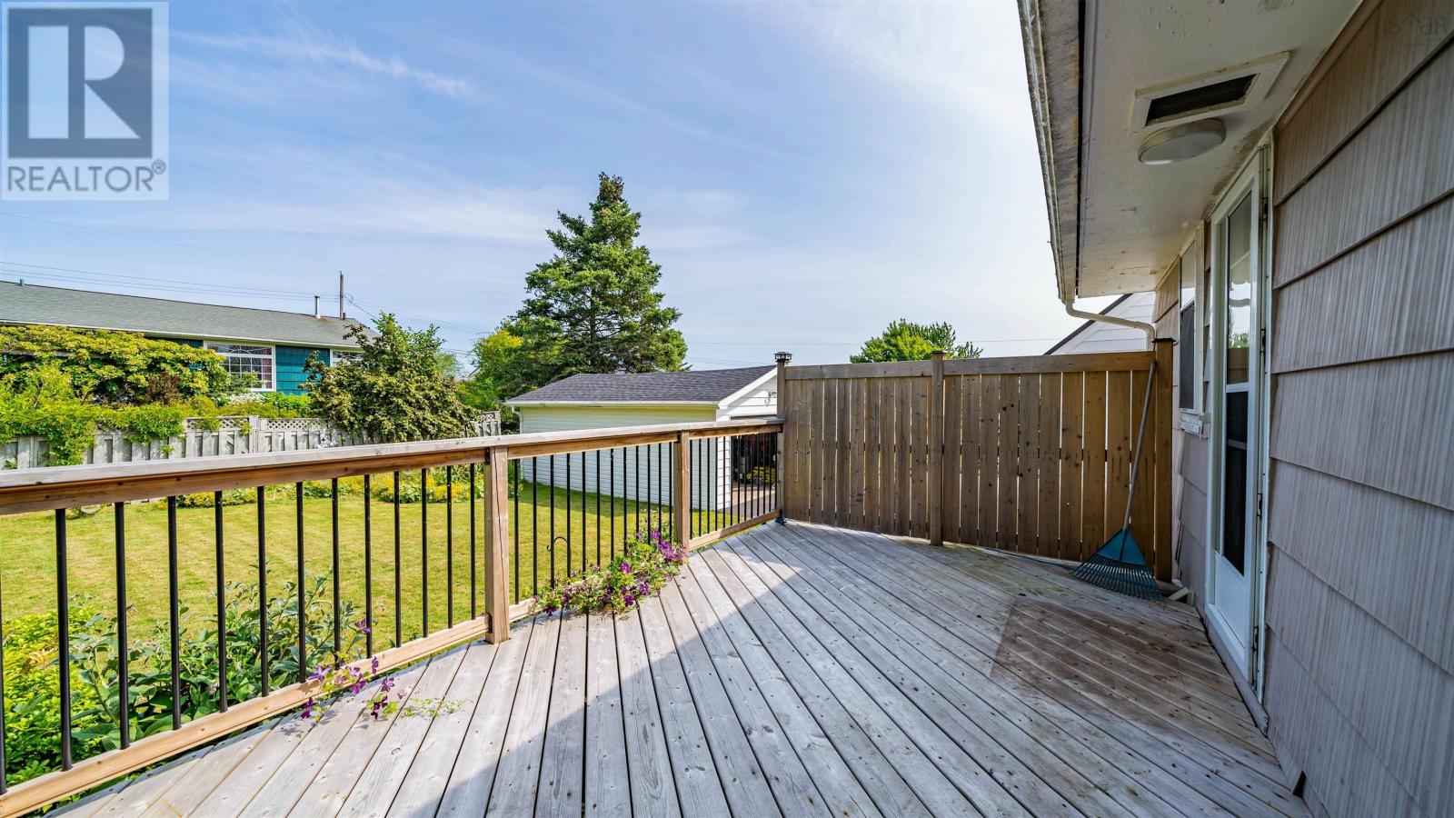 329 Victoria Avenue Property Photo 37