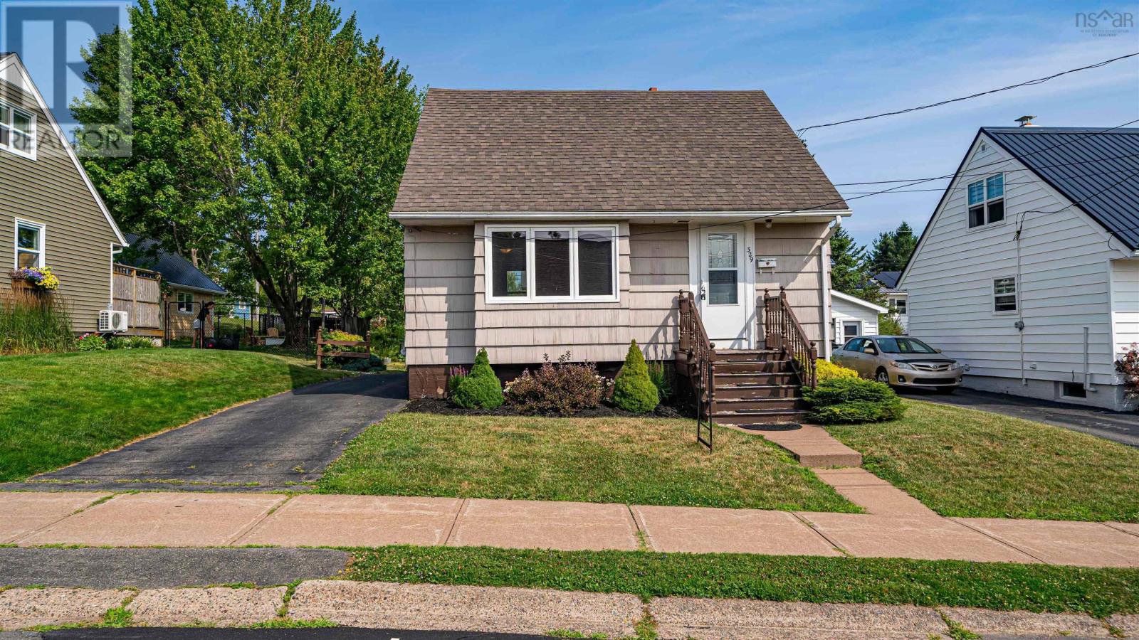 329 Victoria Avenue Property Photo 45