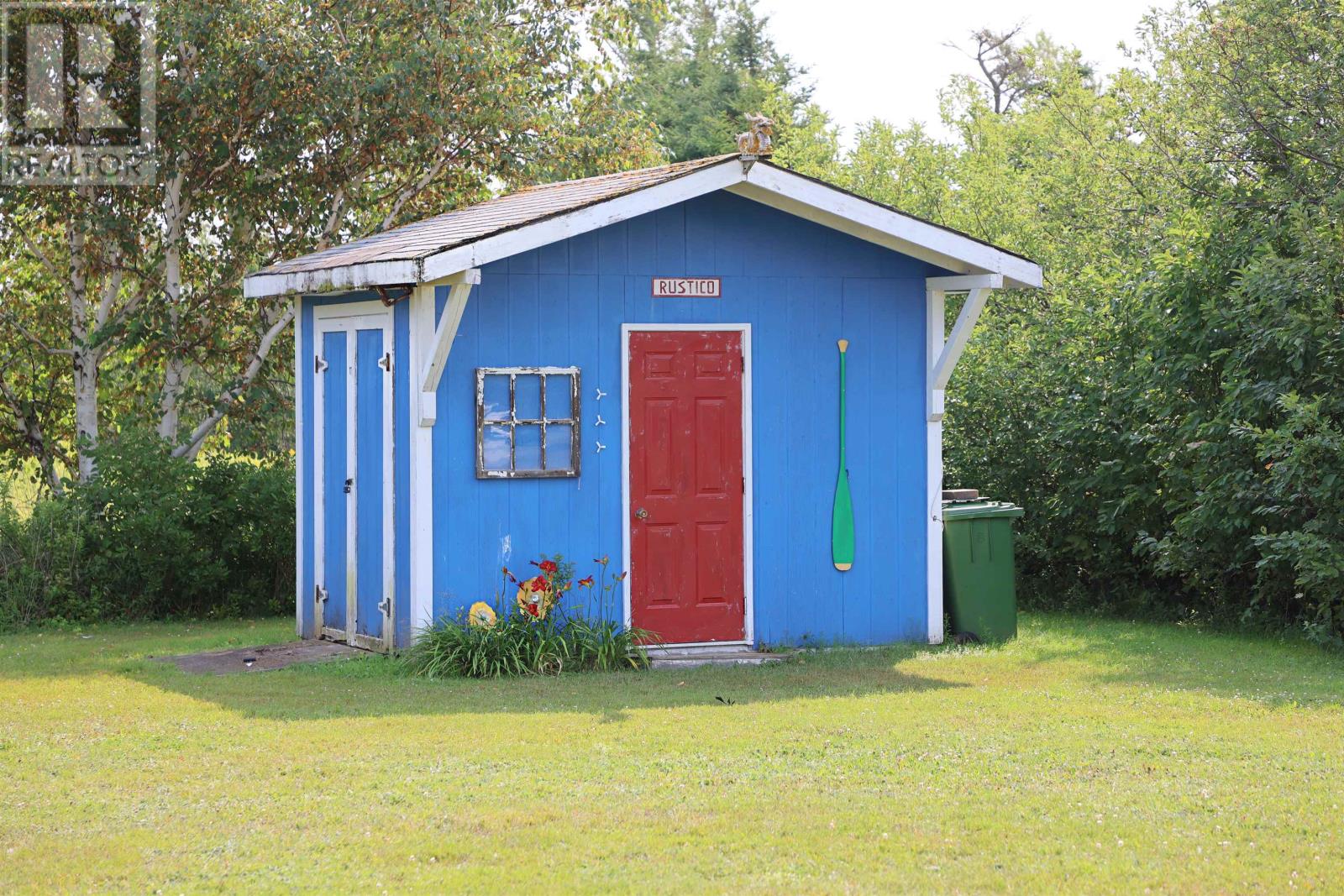 11 Riverview Drive Property Photo 12