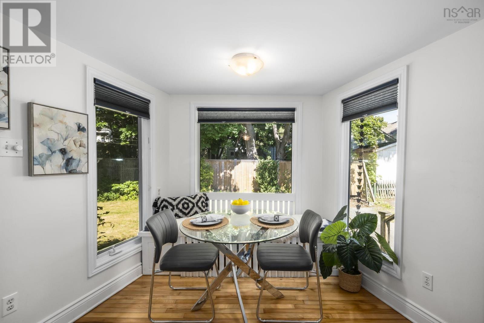 1671 Chestnut Street Property Photo 16