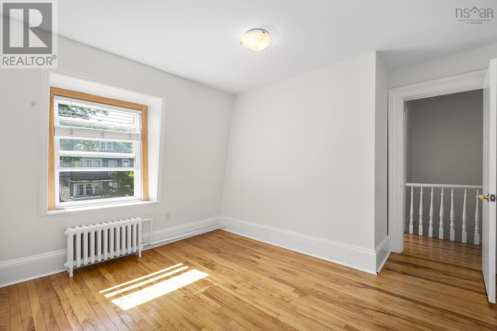 1671 Chestnut Street Property Photo 20