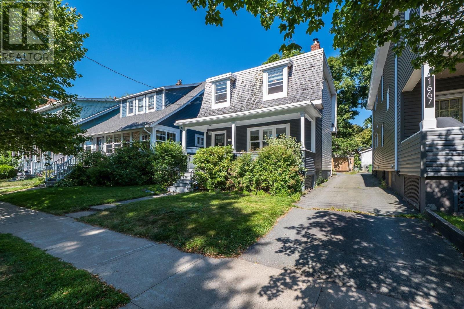 1671 Chestnut Street Property Photo 26