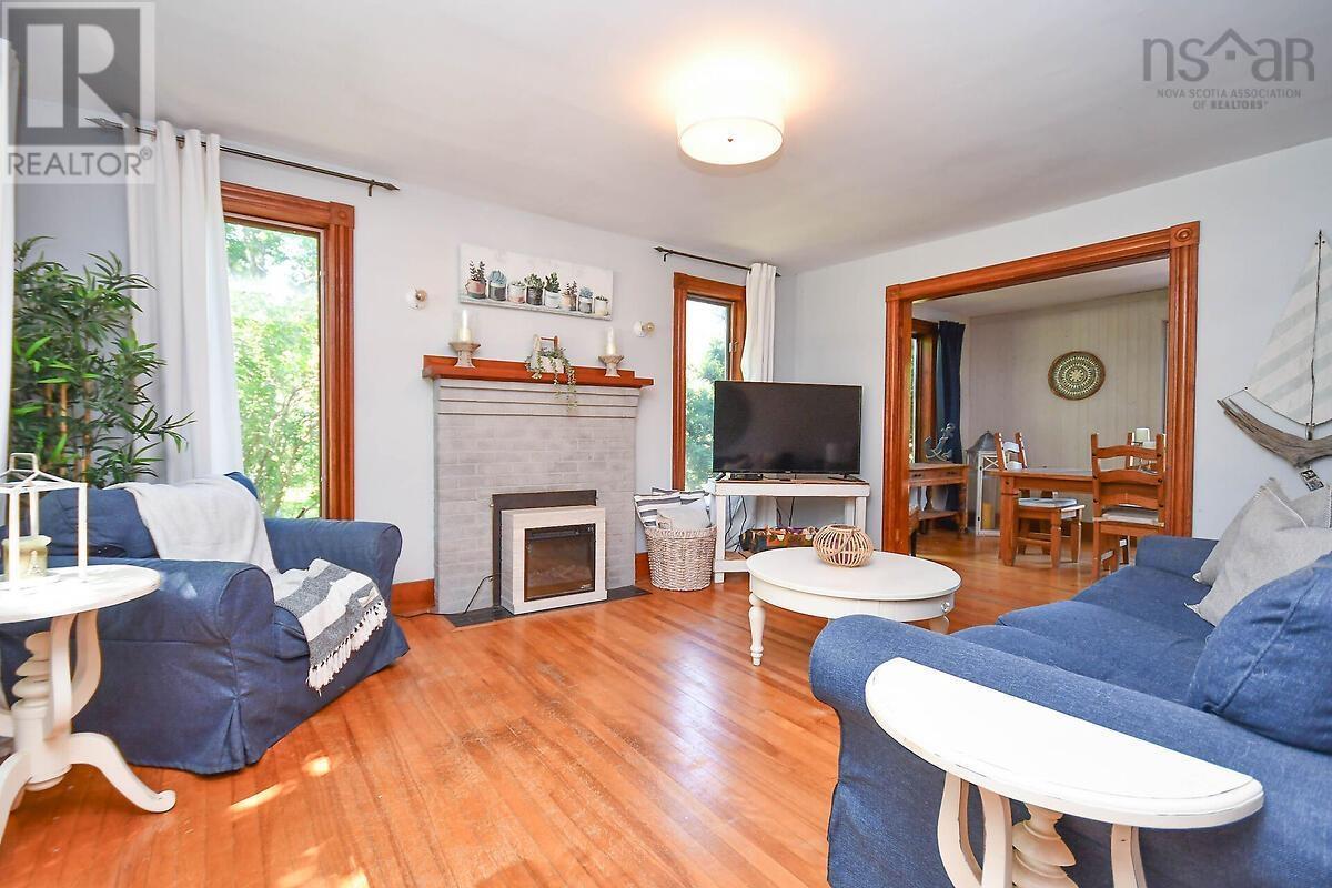 4677 Highway 215 Property Photo 6