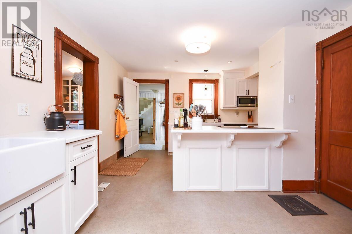 4677 Highway 215 Property Photo 10