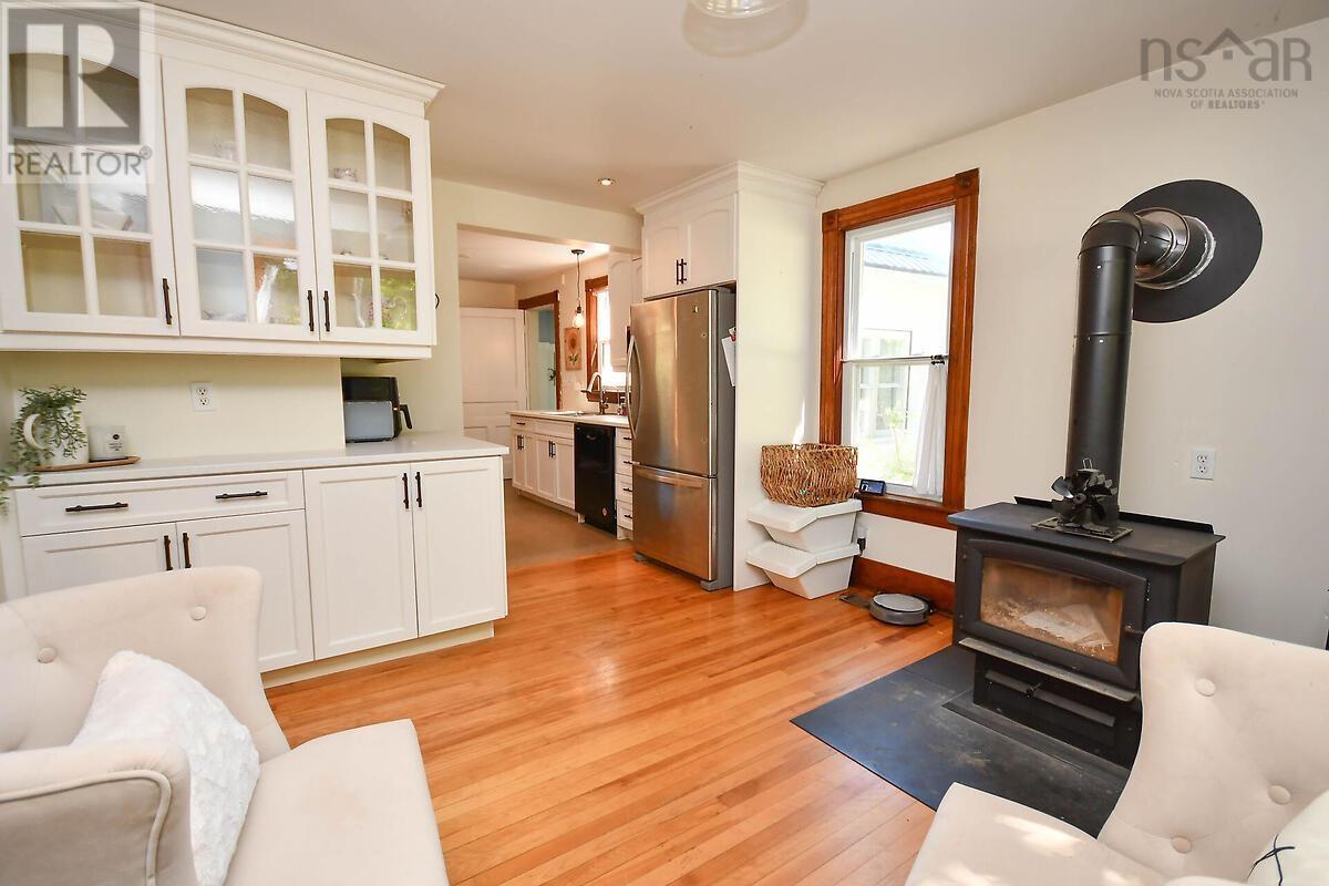 4677 Highway 215 Property Photo 14