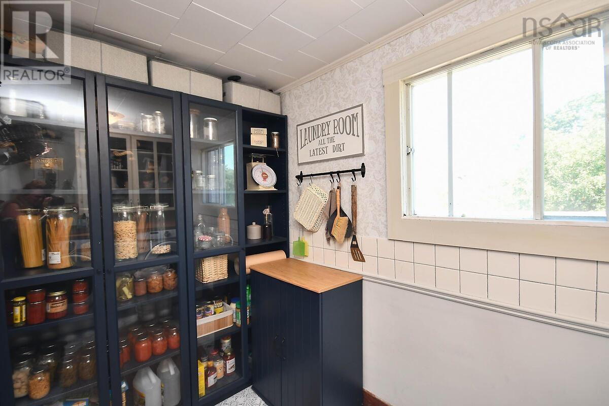 4677 Highway 215 Property Photo 15