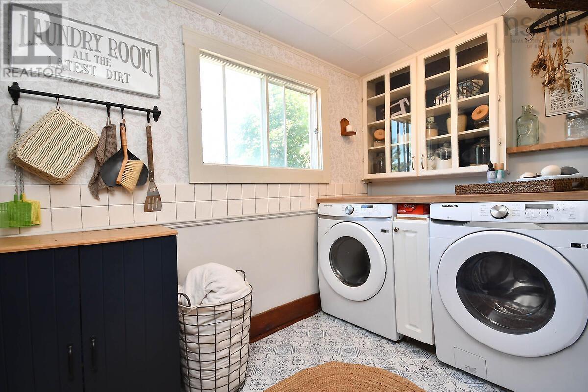 4677 Highway 215 Property Photo 16