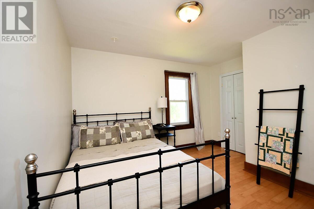 4677 Highway 215 Property Photo 18