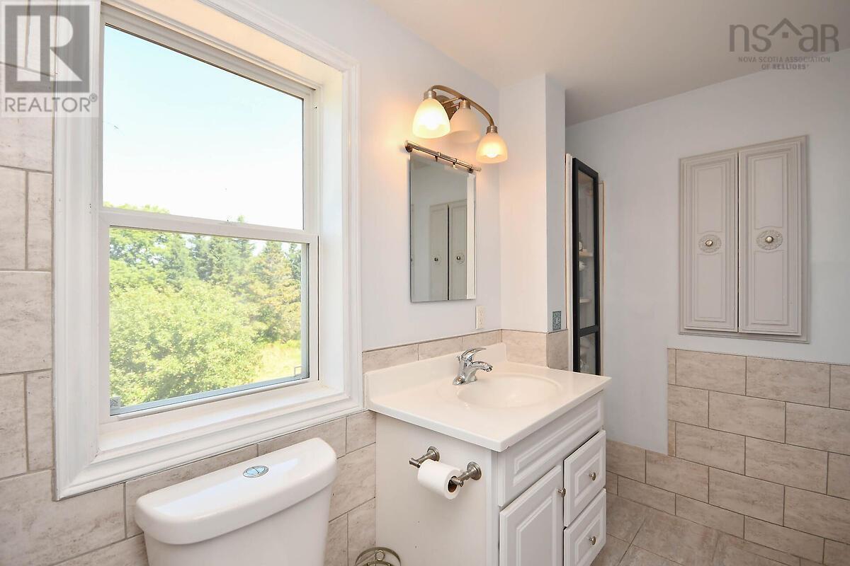 4677 Highway 215 Property Photo 20