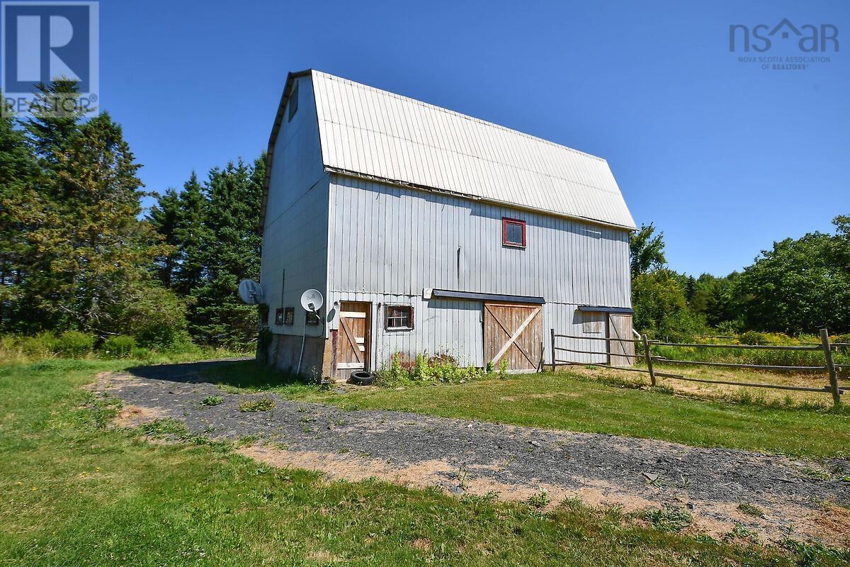 4677 Highway 215 Property Photo 32