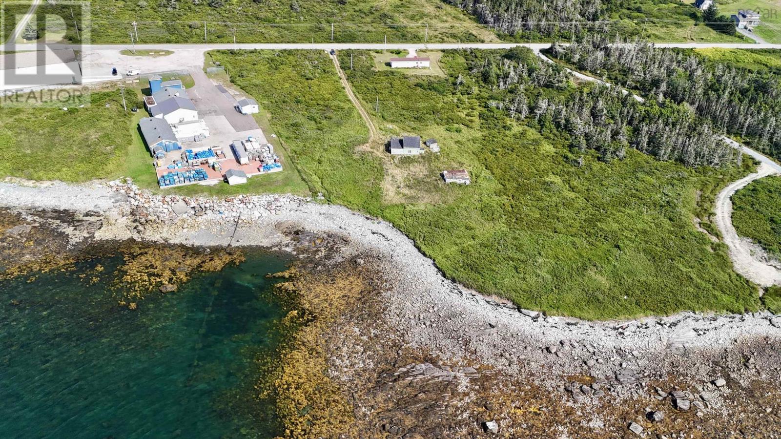 8581 Highway 3 Property Photo 5