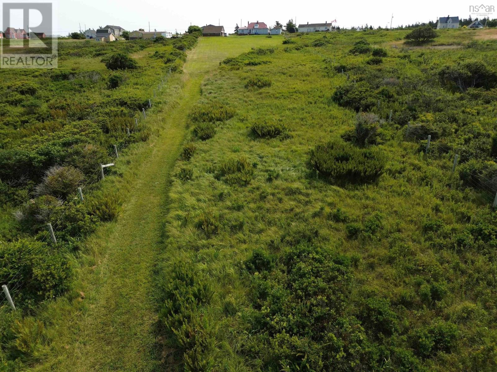 1837 Main Shore Road Property Photo 8