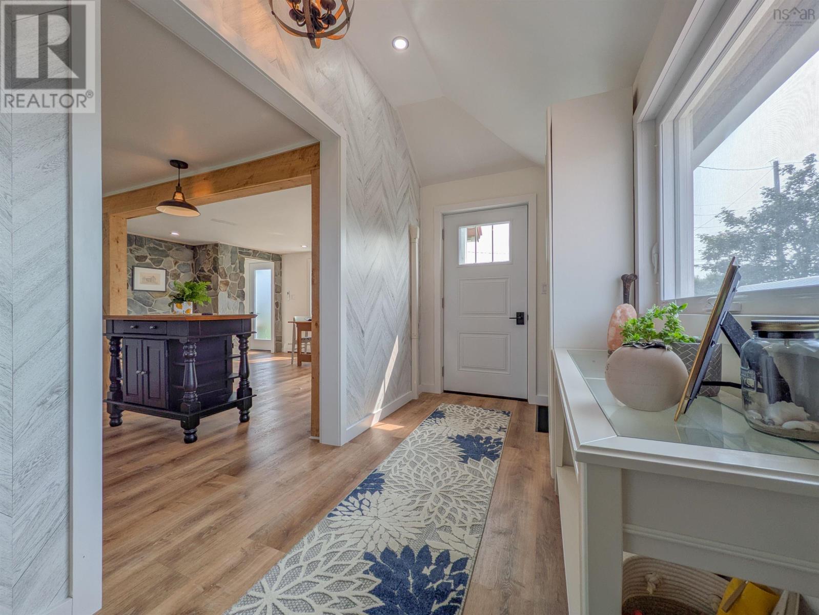 1837 Main Shore Road Property Photo 15