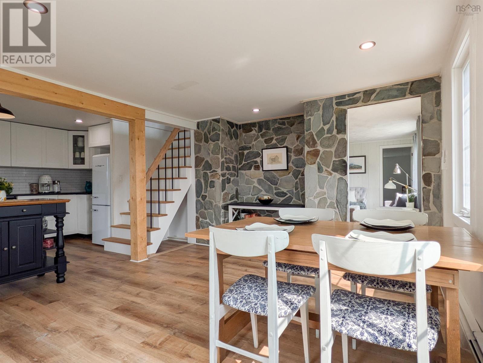 1837 Main Shore Road Property Photo 22