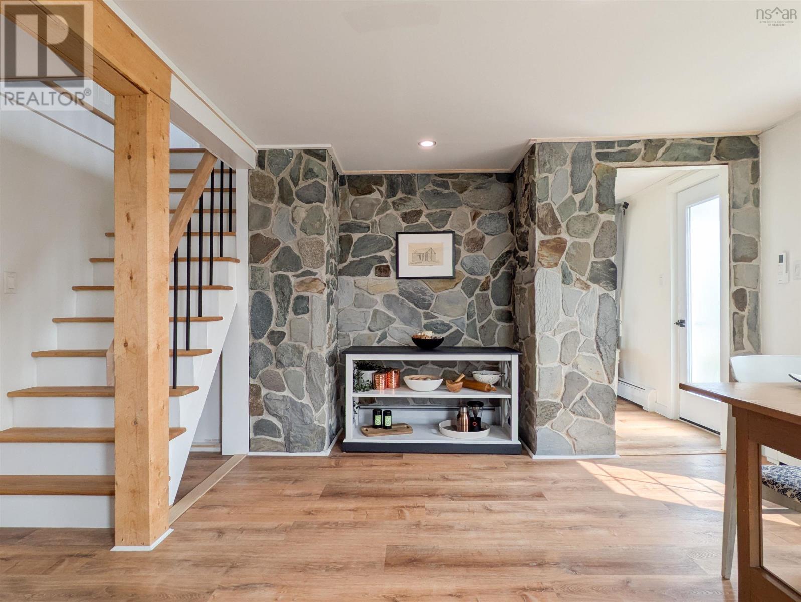 1837 Main Shore Road Property Photo 23