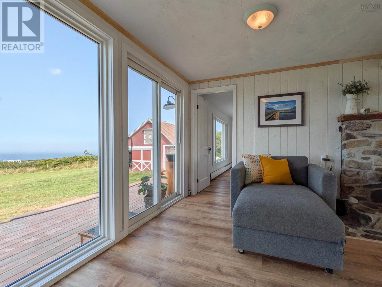 1837 Main Shore Road Property Photo 31