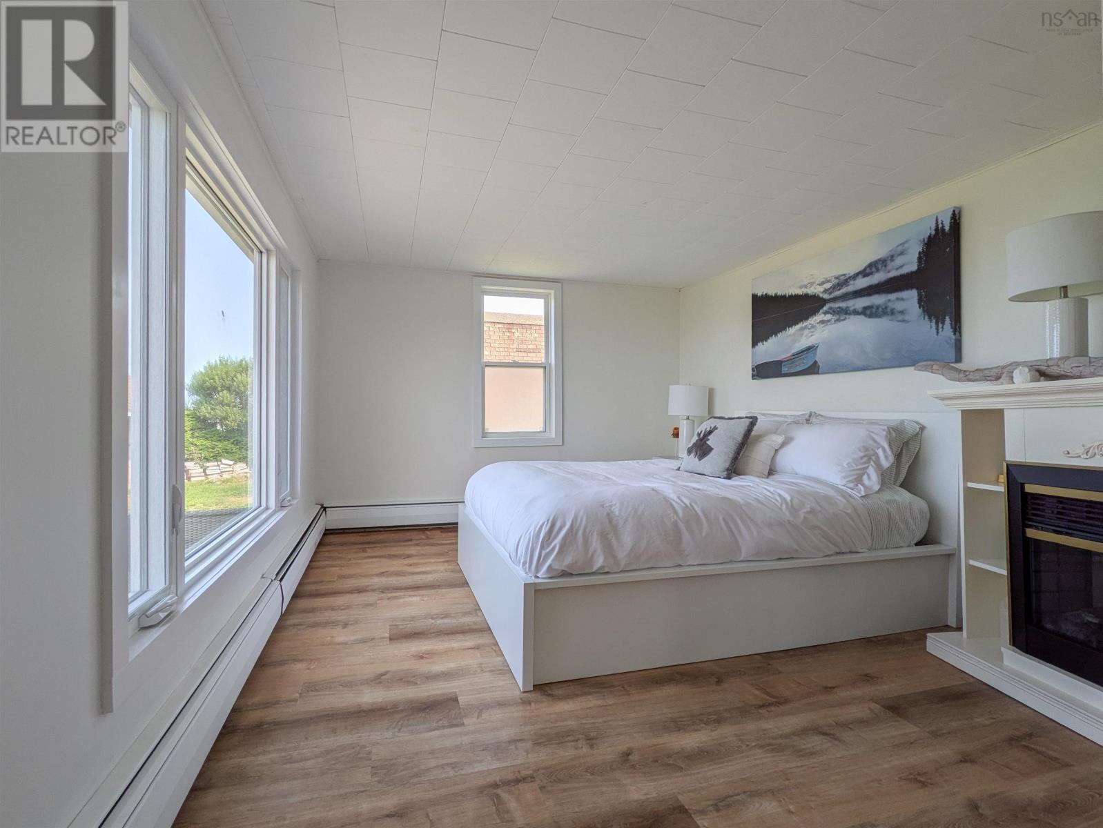 1837 Main Shore Road Property Photo 32