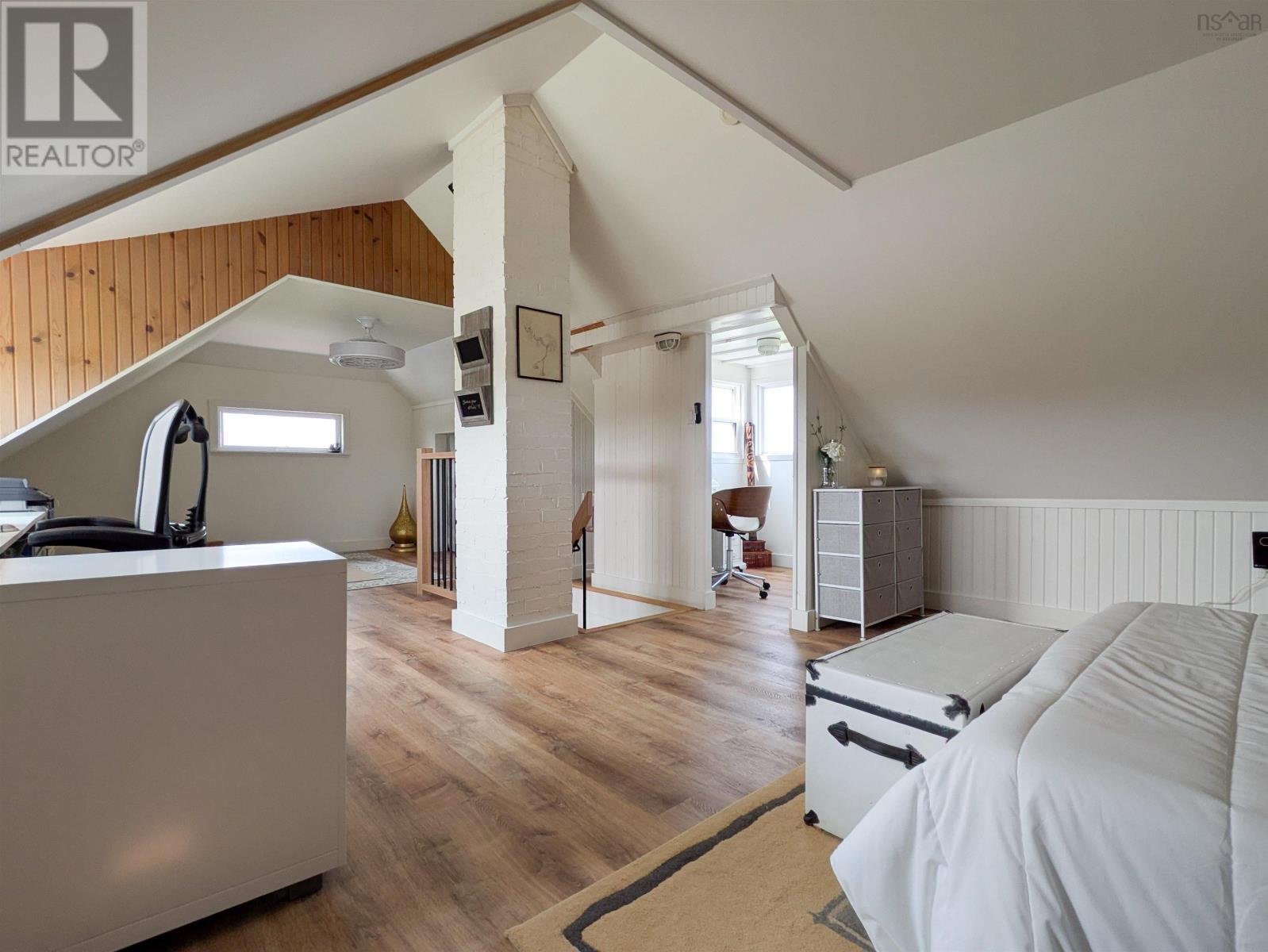 1837 Main Shore Road Property Photo 37