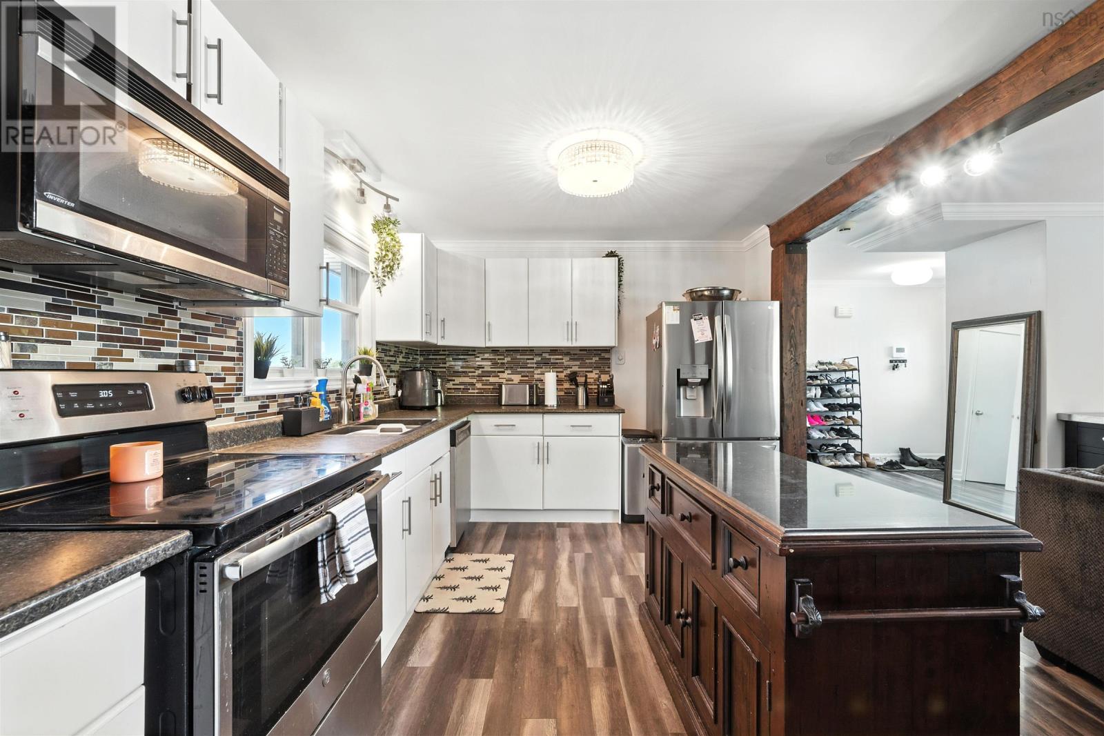 1909 Hammonds Plains Road Property Photo 10