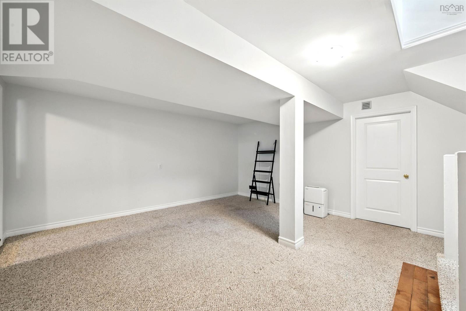 1909 Hammonds Plains Road Property Photo 24