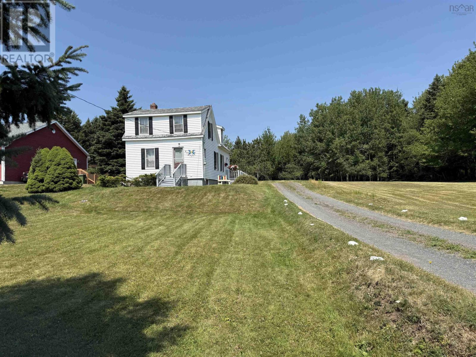 473 Willow Avenue Property Photo 7