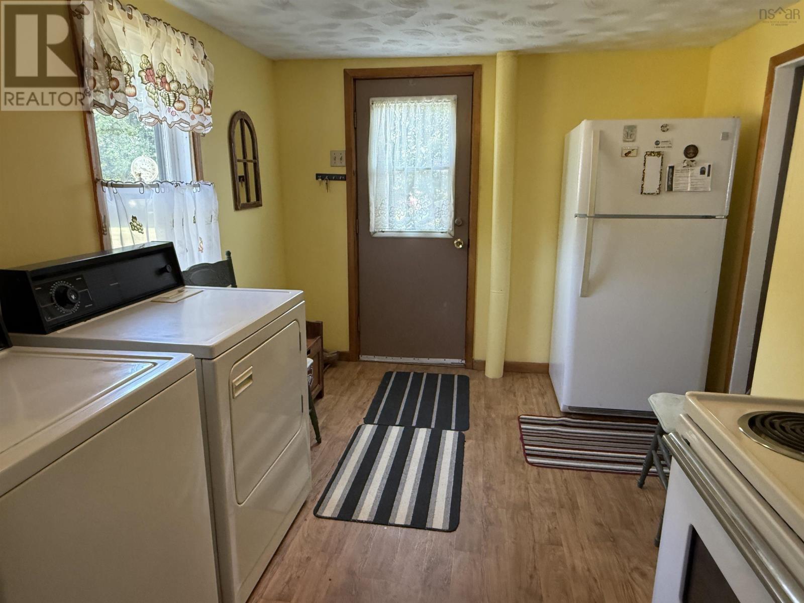 473 Willow Avenue Property Photo 18