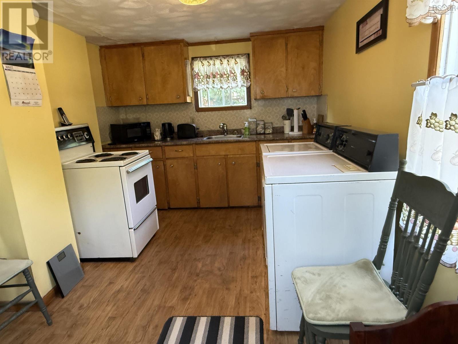 473 Willow Avenue Property Photo 20